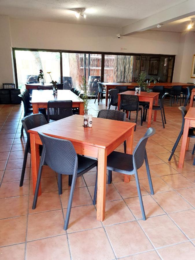 Merry Monte Casino Lodge House In Fourways ساندتون المظهر الخارجي الصورة