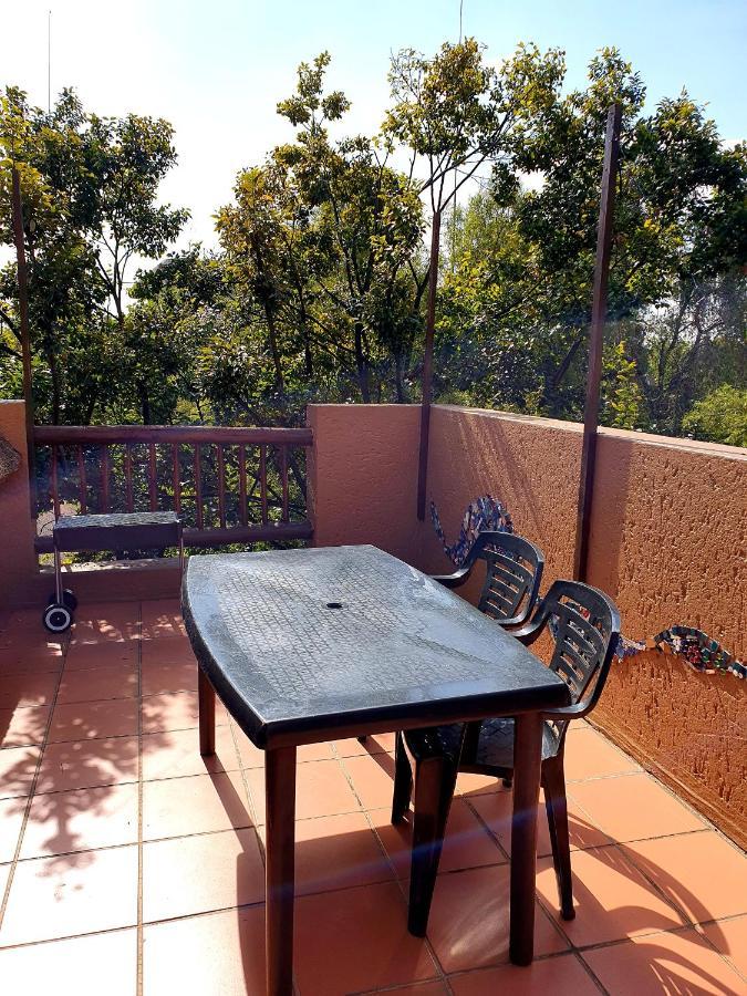 Merry Monte Casino Lodge House In Fourways ساندتون المظهر الخارجي الصورة