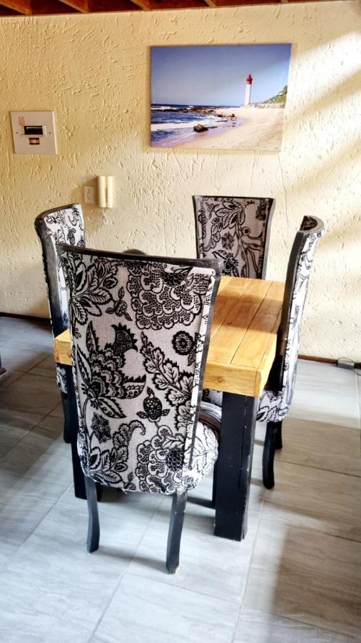Merry Monte Casino Lodge House In Fourways ساندتون المظهر الخارجي الصورة